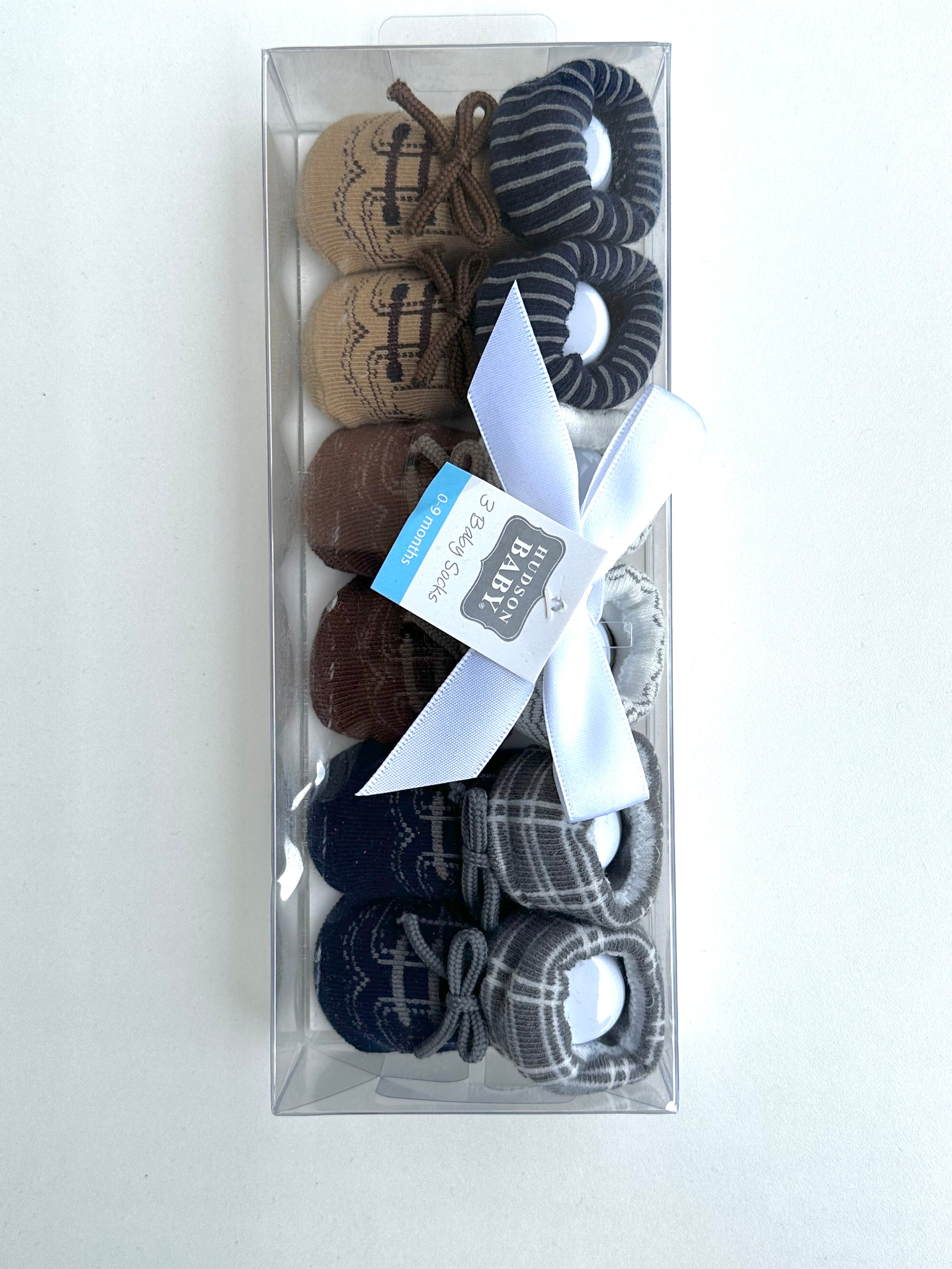 3 baby socks (0-9m)