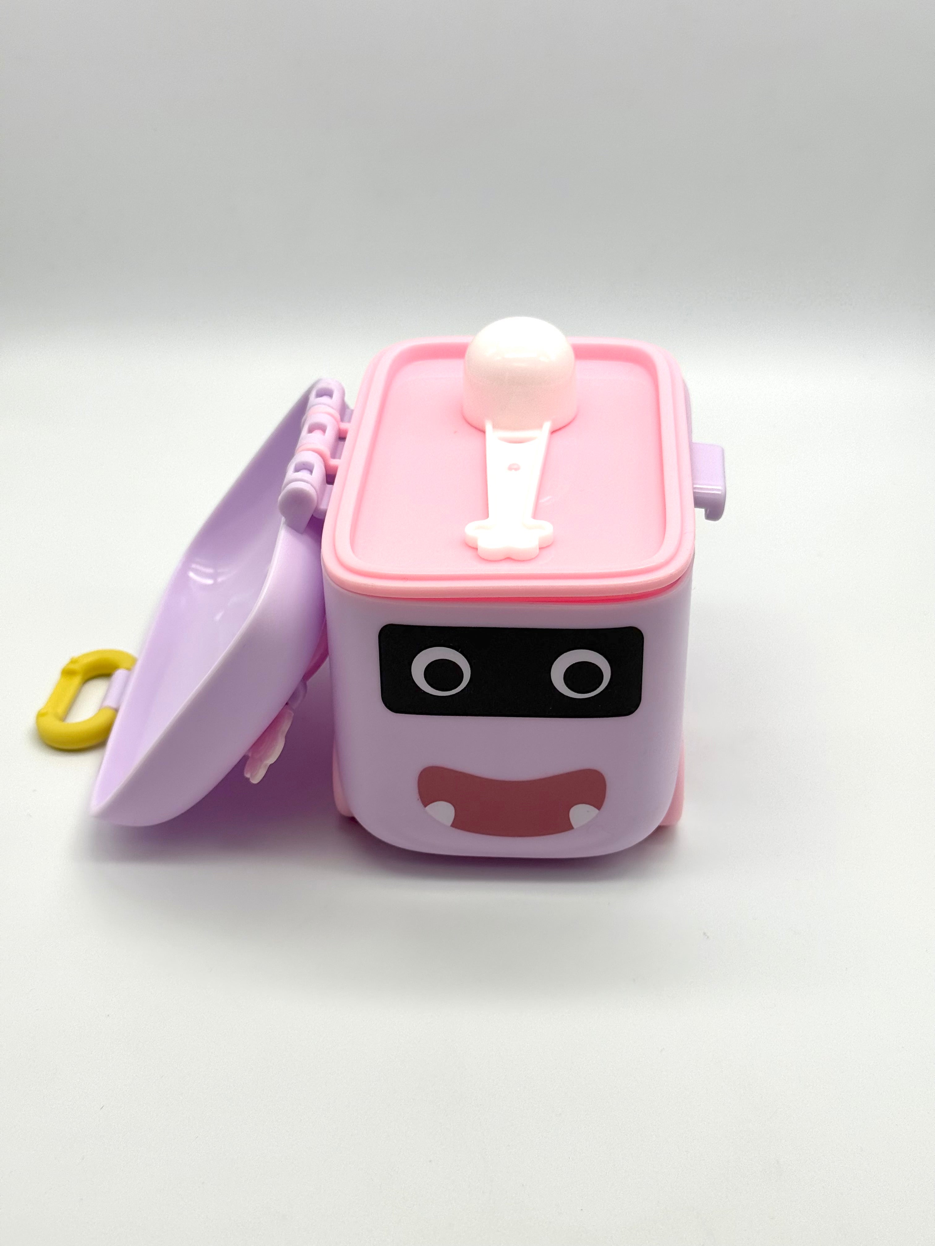 Portable milk powder container