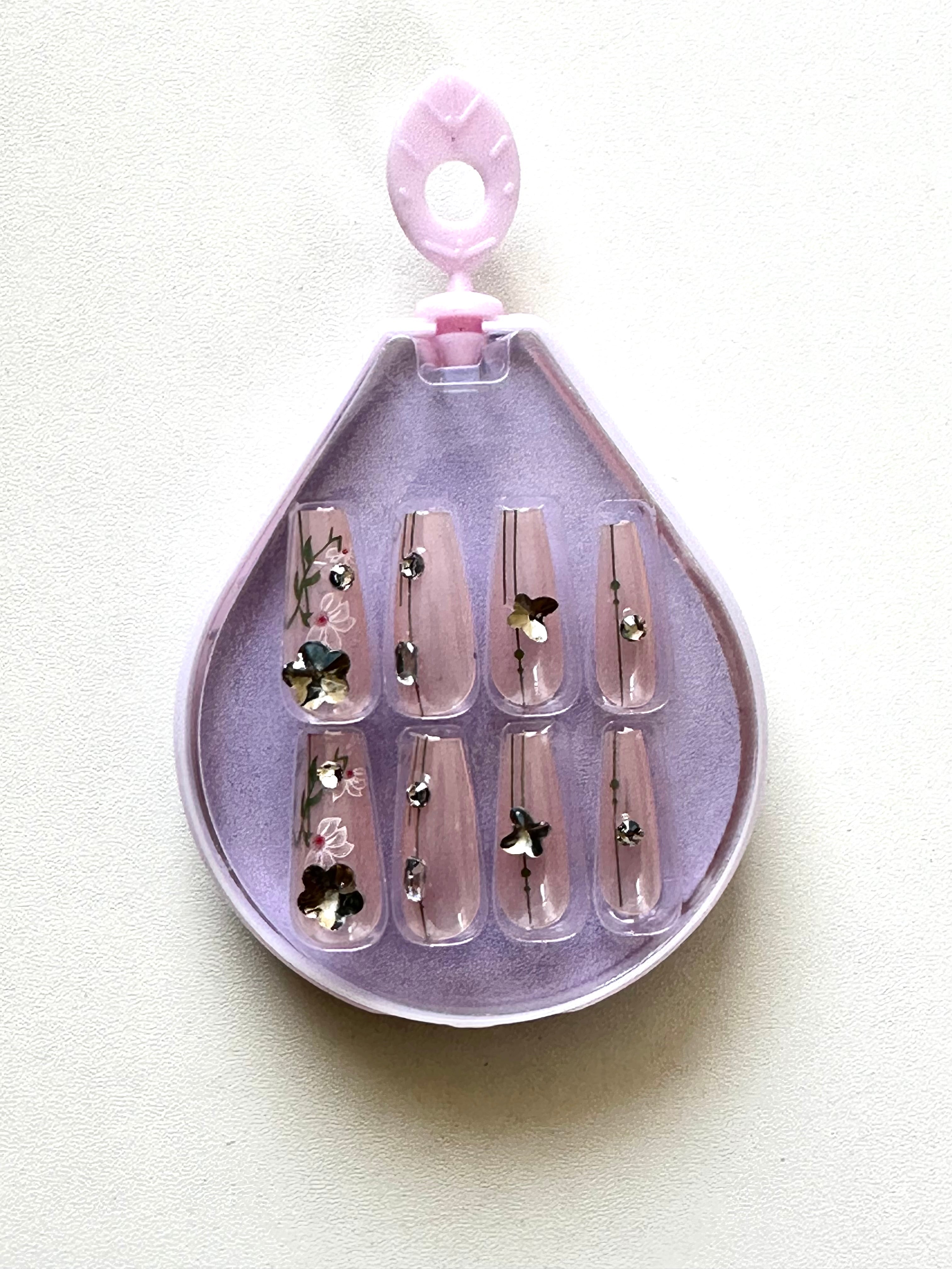 False nails